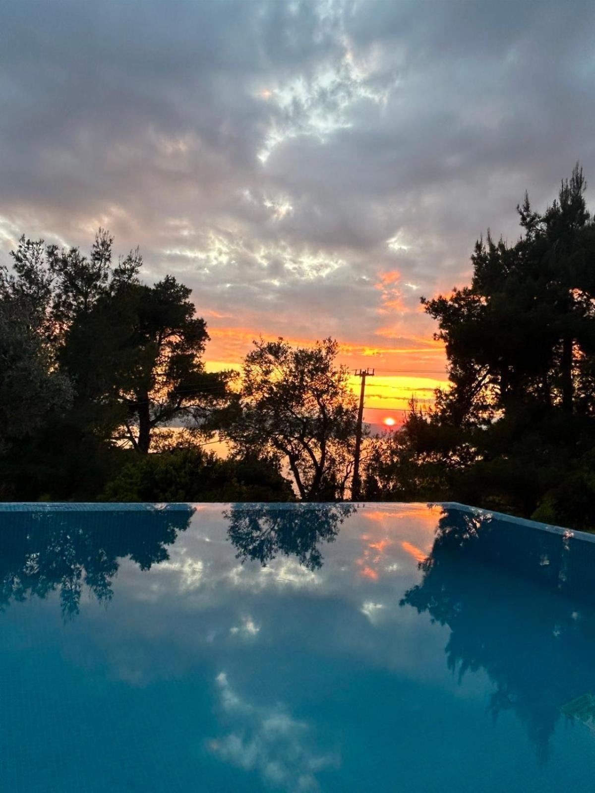 Allure Luxury Villas 3&4 Serenity Retreat Moni Evaggelistrias Esterno foto